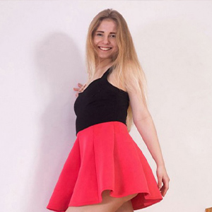 Ellentraud horny dream lady for French kisses in the apartment via escort agency Berlin arrange a 24 hour sex meeting