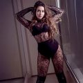 Bonie Escort Girl Duisburg besucht als Domina in High Heels für intimen Sex