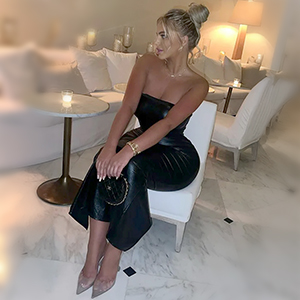 Domina Sex Service von Lexi Sweet Top Escort Nutte Frankfurt mit dicken Arsch